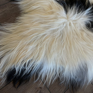 Premium Icelandic Sheepskin Rug Extra Large - Black Gray Spotted Long Wool