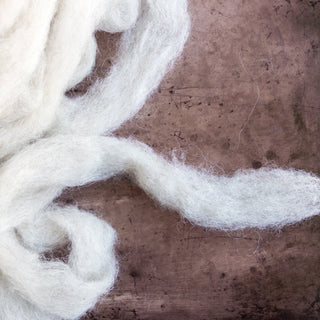 Montana Icelandic Lamb Wool Roving - Eggshell 8oz - Copia Cove
