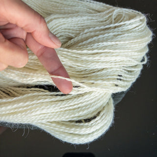 Montana Icelandic Lamb Wool Yarn - White Worsted 2 - Ply 245 Yards - Copia Cove