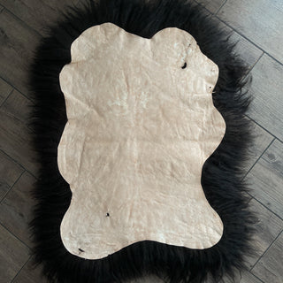 Black Medium Eco-Friendly Bark Tanned Icelandic Sheepskin A - Copia Cove