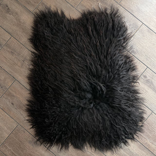 Black Small Eco-Friendly Bark Tanned Icelandic Sheepskin - Copia Cove