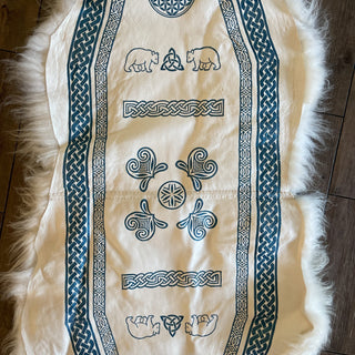 Celtic Bears & Bees Large Skinnfell Throw Blanket Two-Pelt Icelandic Sheepskin Art - Copia Cove