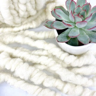 Chunky Yarn Core Spun Yarn - Ivory White 100 feet - Icelandic Wool Extra Bulk Art Yarn - Copia Cove Icelandic Sheep & Wool