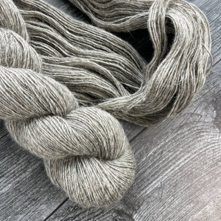 Gray Fingering Weight Lamb Wool Yarn 450 yards Icelandic Lamb Wool Yarn Montana - Copia Cove Icelandic Sheep & Wool