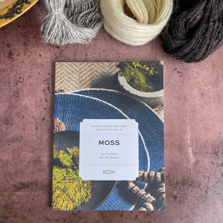 MDK Field Guide No. 26 MOSS by Modern Daily Knitting - Hélène Magnússon - Five knitting designs for Einband and Plotulopi - Copia Cove