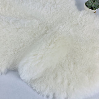 Premium Icelandic Sheepskin Rug Natural White Short Wool - Copia Cove Icelandic Sheep & Wool