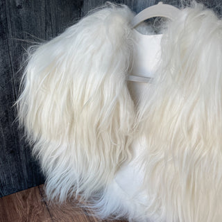 Viking Fur Mantle White Long Wool Sheepskin Shieldmaiden Shoulder Cape - Copia Cove