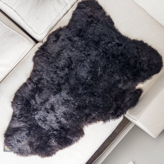 XL Premium Icelandic Sheepskin Rug - Natural Black Short Wool Pelt - Copia Cove