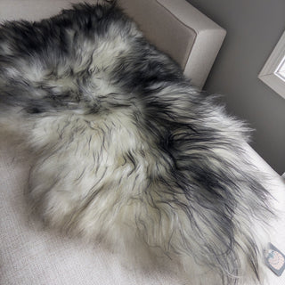 XXL Premium Icelandic Sheepskin Rug Extra - White with Dyed Black Tips Long Wool "B" - Copia Cove