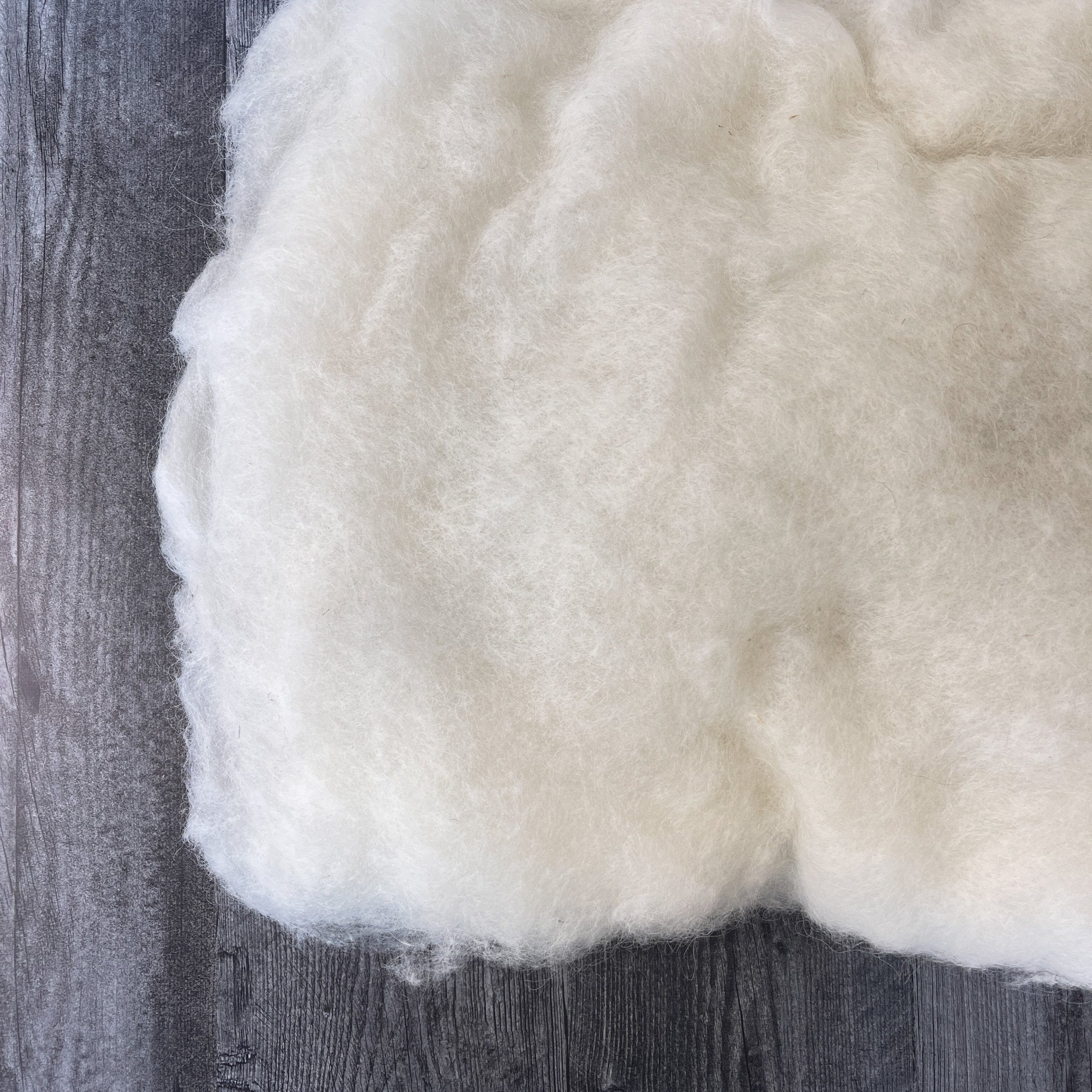 White Batt Montana Icelandic Lamb Wool Batting Natural White 8oz