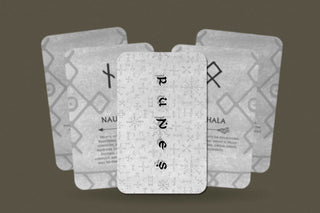 White Runes Oracle - Norse Cards - Copia Cove